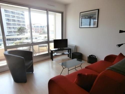 Rental Apartment Corsaires 2
