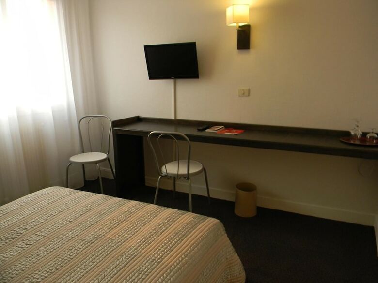 Brit Hotel Cahors - Le Valentr�