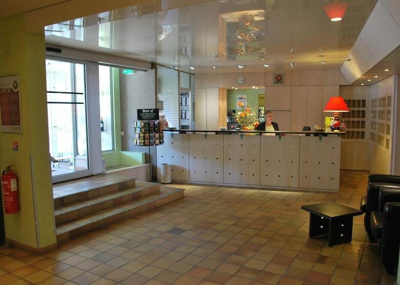 Brit Hotel Cahors - Le Valentr�