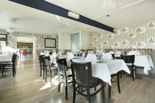 Hotel H�tel Le Cheval Blanc