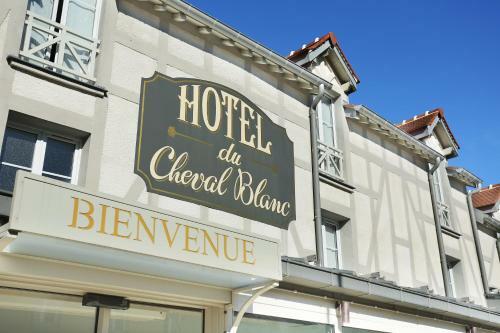 Hotel H�tel Le Cheval Blanc