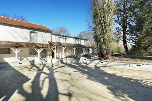 Hotel H�tel Le Cheval Blanc