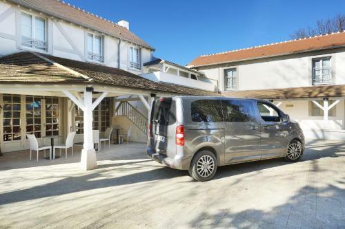 Hotel H�tel Le Cheval Blanc