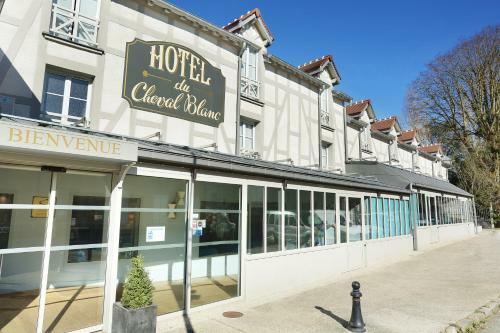 Hotel H�tel Le Cheval Blanc
