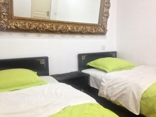 Hostal Kipiani Guest House