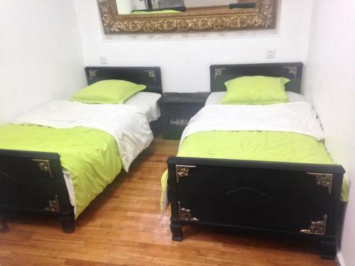 Hostal Kipiani Guest House