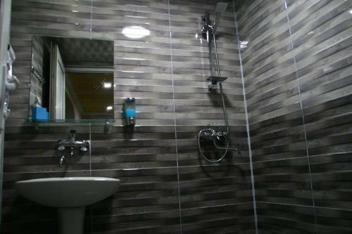 Hostal Kipiani Guest House