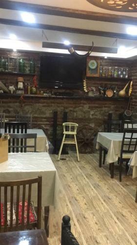 Hostal Kipiani Guest House
