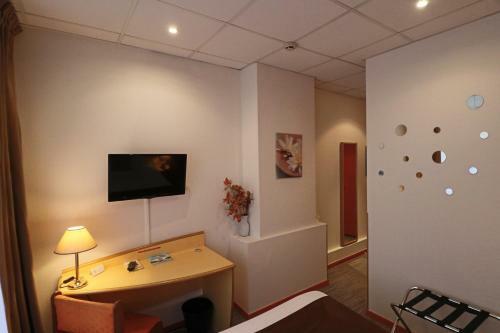 Hotel Logis-h�tel Des Oliviers