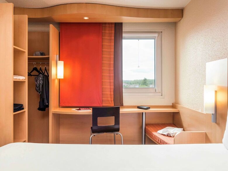 Hotel Ibis Cergy Pontoise Le Port