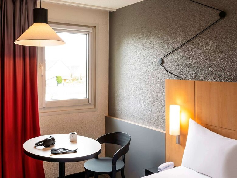 Hotel Ibis Cergy Pontoise Le Port