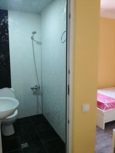 Hostal Guest House Makhinjauri