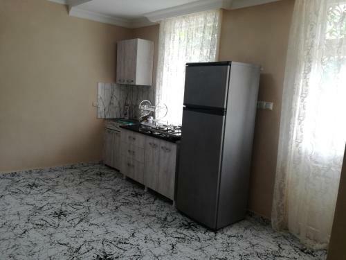 Hostal Guest House Makhinjauri