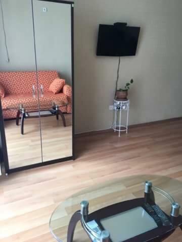 Nina's Apartment On Gorgasali
