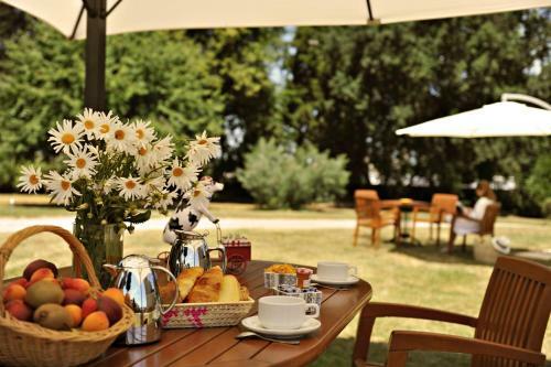 Logis Le Parc Hotel & Spa