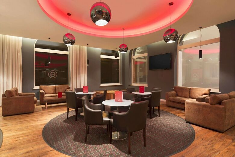 Hotel Ramada Encore City Centre