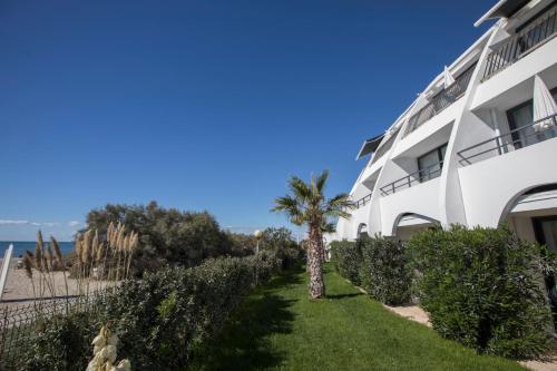 Hotel La Plage Art Et Emotions
