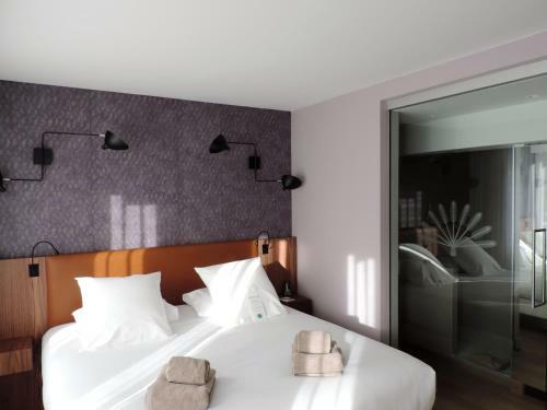 Hotel L'arbre Voyageur - Bw Premier Collection - Lille