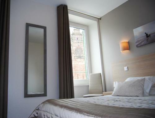 Hotel Du Midi - Logis International