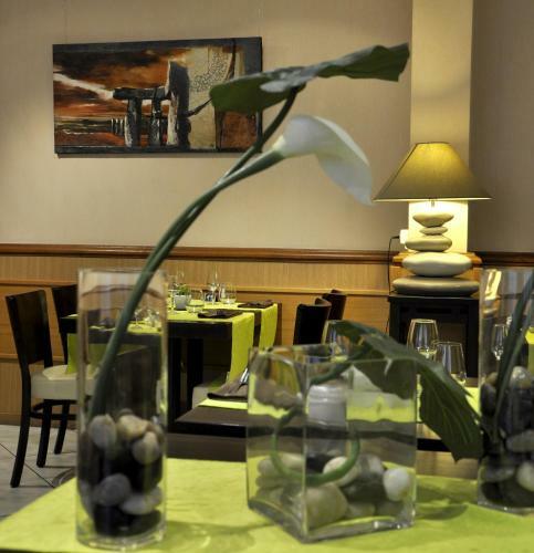 Hotel Du Midi - Logis International