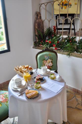 Le Roc E Fiori Hotel - Chc