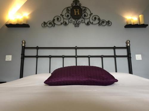 Hostal Le Manoir D'� C�t�