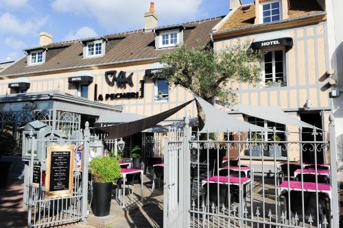 Hostal Le Manoir D'� C�t�