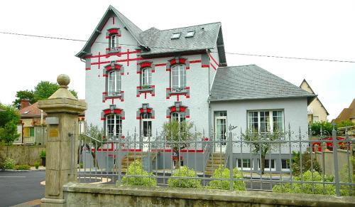 Hostal Le Manoir D'� C�t�