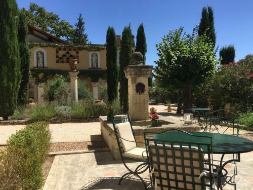 Hostal La Banastiere