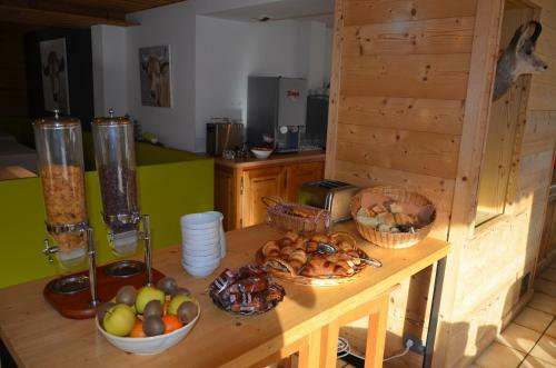Logis Hotel Les Bruy�res