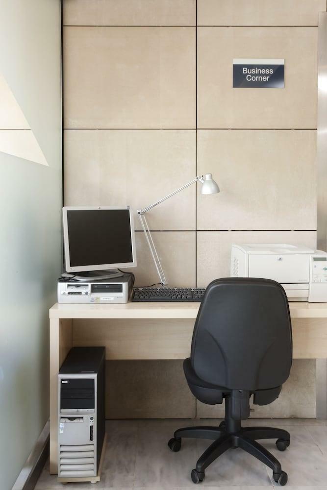 Hotel Holiday Inn Express Montmelo