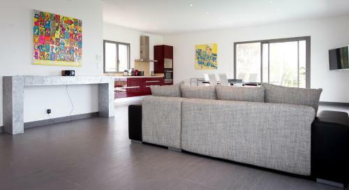 Villa By Signoria