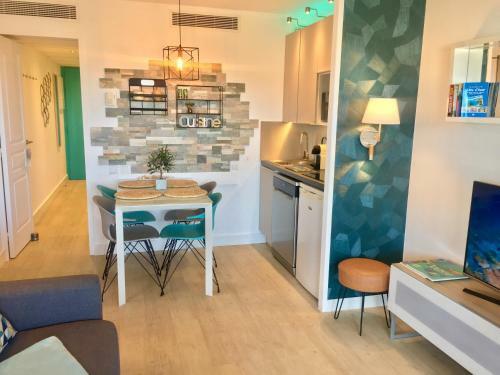 My Home Riviera Apartment