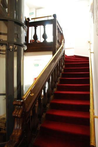 Hotel H�tel Victor Hugo