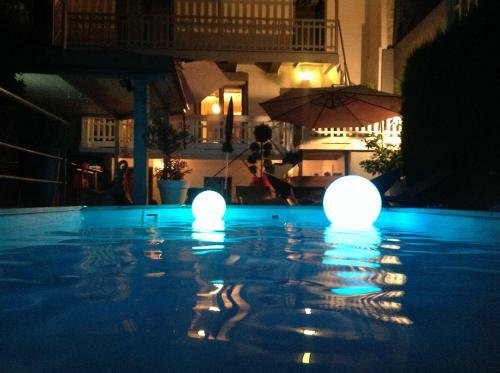 Bed & Breakfast Chambre D'h�tes Chez Dom