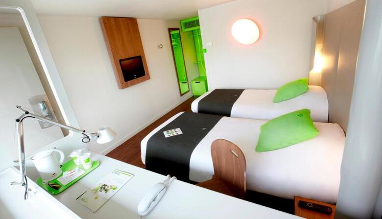 Hotel Campanile Clermont-ferrand ~ Riom