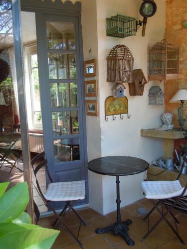 Bed & Breakfast Les Buis De Lussan