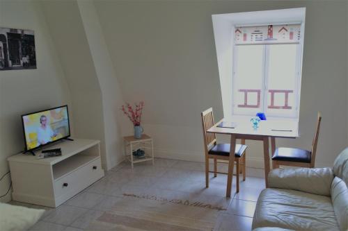 Hostal Ch�teau Du Doux- Holiday Apartments