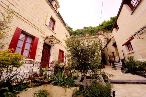 Hostal Beaulieu La Source