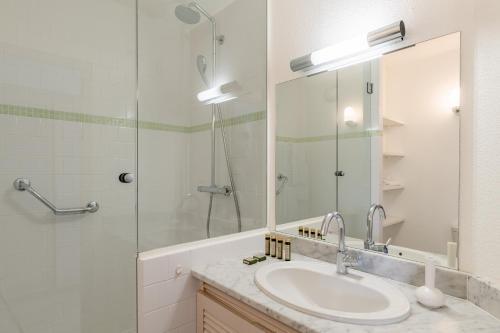 Hotel La Pin�de