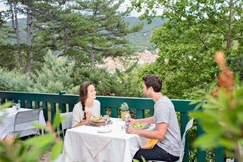 Hotel La Pin�de