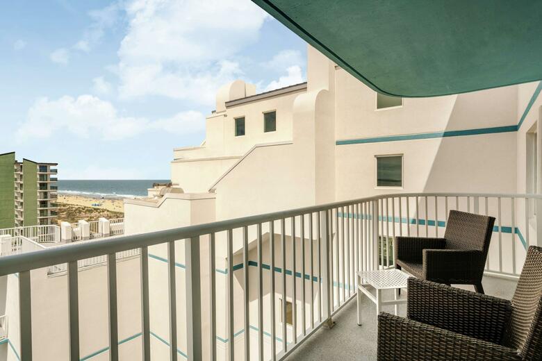 Hotel Quality Inn & Suites Beachfront