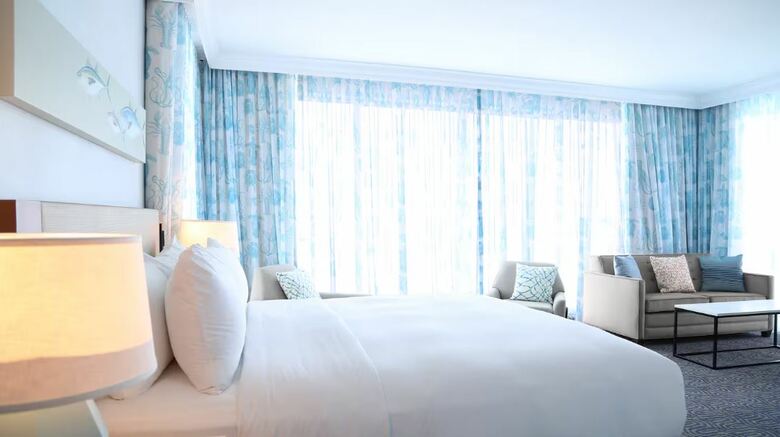 Hotel Quality Inn & Suites Beachfront