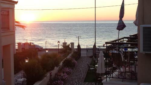 Apartamento Niki Studios Sea - Front