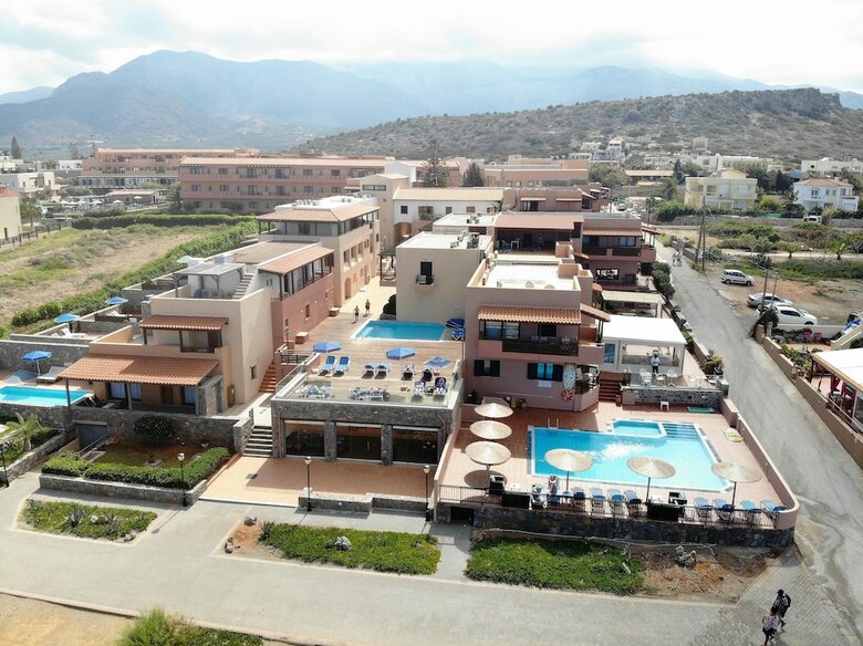 Hotel Koutrakis Suites