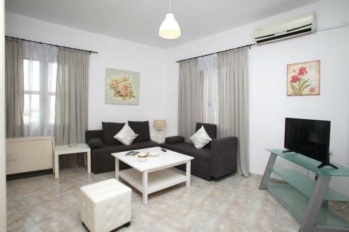 Hostal Marialena Rooms