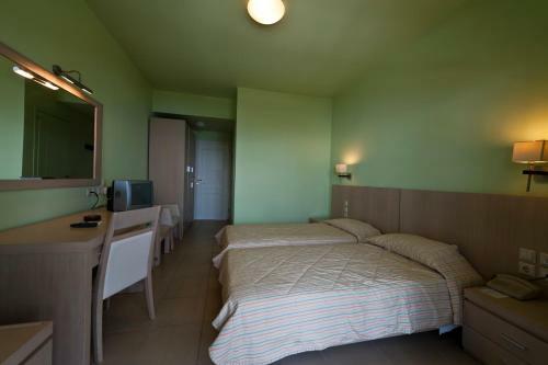 Skiathos Club Hotel & Suites