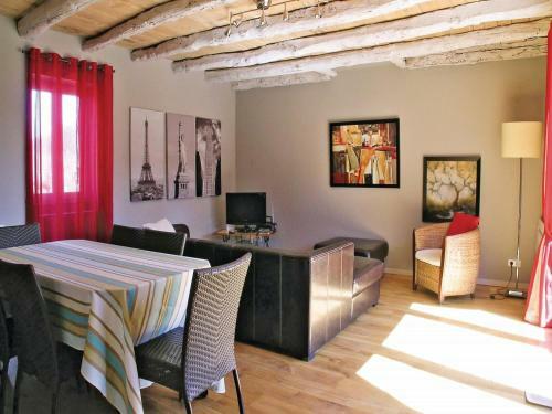 Holiday Home Le Bourge H-585