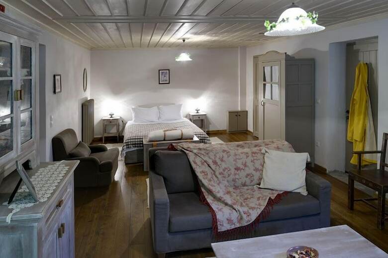 Hostal Avragonio