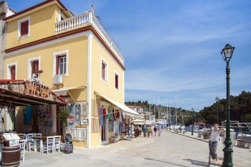 Elena Sea View Apartment